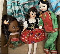 Flat of international dolls