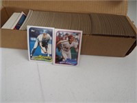 1988/1989 Topps Baseball Cards, 600+