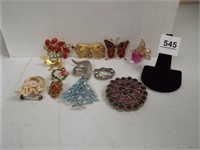 Jewelry - Pins/Brooches (10+)