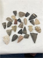 25 ancient primitive arrowheads