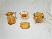 4 Pieces Carnival Glass
