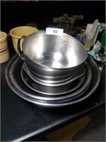 Lot of Stainless Steel Mixing Bowls & 1 Glass Bowl
