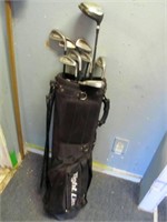 Set of 9 Armour Golf Clubs With Golf Bag