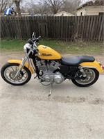 2001 Harley Davidson XL883 Roadster motorcycle