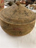 Antique native American basket with lid. 9 inches