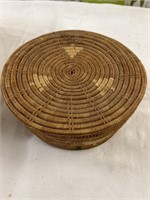 Native American basket with lid 9 1/2 inches in