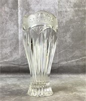 10" vintage lead crystal vase w/rose trim