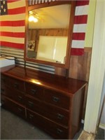 6 Drawer Bedroom Dresser w/ Mirror