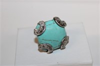 Heavy .925 Sterling Ring w/ turquoise &