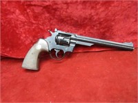 Sussex Armory blank revolver gun.