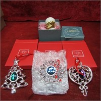 (4)Lenox Christmas ornaments w/boxes.