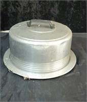 Regal round aluminum cake pan