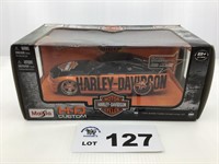 1/24 Scale - Maisto 2006 Ford Mustang GT Harley
