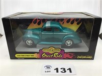 1/18 Scale - ERTL American Muscle 1940 Ford