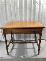 WOODEN TABLE WITH DRAWER