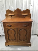 WASH STAND WITH KEY