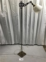 METAL FLOOR LAMP