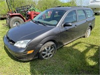 2004 Ford Focus SE ZXW (does not run)