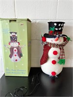 Fiber optic snowman with animated hat