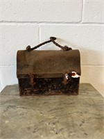 Rusty vintage lunchbox