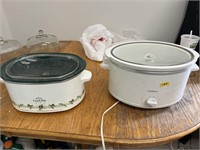 2 slow cookers