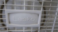 Lasko Box Fan-works-18x5"x27"