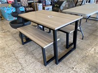 DINING TABLE W/TWO BENCH SEATS 48 X 30