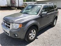 NO SHIPPING: 2012 Ford Escape Limited 4-door gray
