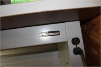 Work Bench by IAC Industry