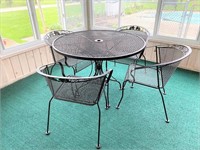 42inch patio table w/ 4 chairs