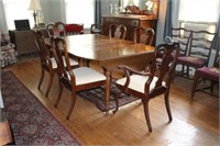 Drop Leaf Dining Room Table & 6 Chairs