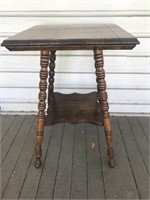 Wood Spindle Leg Square Table