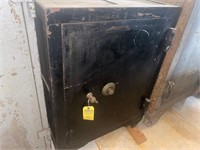 SAFE - HALLS - BLACK - SINGLE DOOR - 2 INTERIOR
