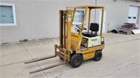 Toyota 2FB9 electric forklift