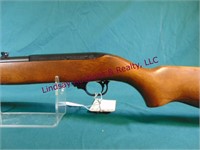 Ruger Mod: 1022 carbine, 22LR semi auto rifle --
