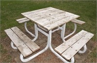 SQUARE PICNIC TABLE APPROX 4'