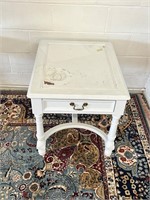 Hammary end table (painted) needs TLC