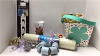 Mixed lot of shower supplies & napkin rings