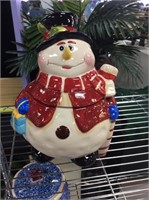 Fat snowman cookie jar