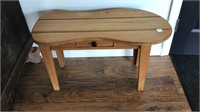 Cobbler’s Bench with small drawer, very solid