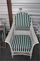 Vintage Wicker Chair (U232B)