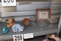 Shelf of Miscellaneous Glassware, Etc. (U234A)
