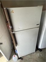 Garage Refrigerator and freezer works