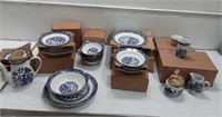 8 Person Blue Willow Dish Set Q14A