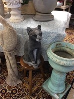 Cat statuary