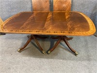 HICKORY-WHITE MAHOGANY BANDED BANQUET TABLE