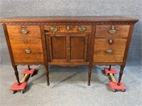 18TH CENT. SOUTHERN VIRGINIA WALNUT SIDEBOARD