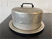 Vintage Regal ware aluminum cake carrier
