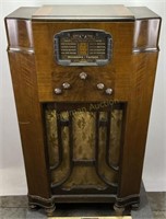 Stromberg-Carlson 145-L Console Radio