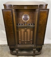 RCA Victor 281 Console Radio